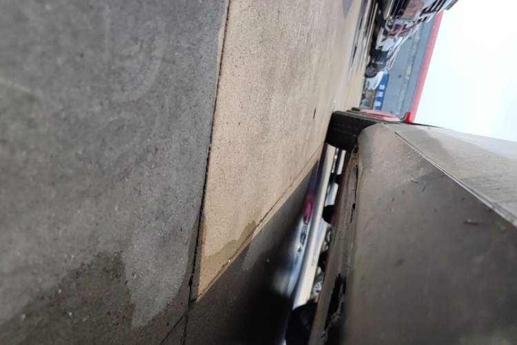 Used Mercedes-Benz E-Class 2016 E 200 L Right Side Sill