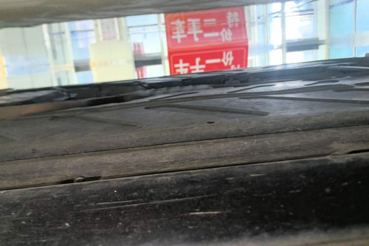 Used Mercedes-Benz E-Class 2016 E 200 L Sport Edition Right Side Sill