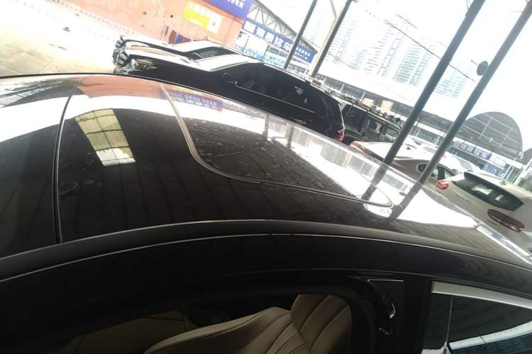 Used Mercedes-Benz E-Class 2016 E 200 L Roof