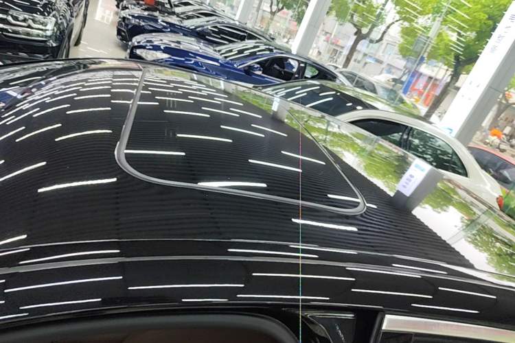 Used Mercedes-Benz E-Class 2016 E 200 L Roof