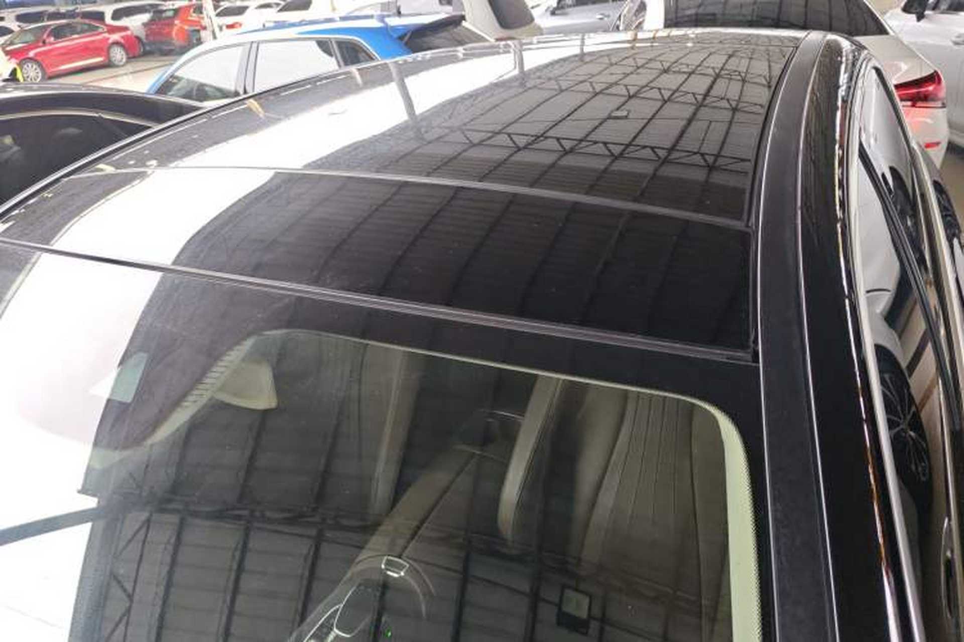 Used Mercedes-Benz E-Class 2016 E 300 L Luxury Model Roof