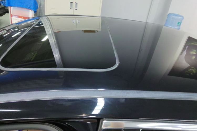 Used Mercedes-Benz E-Class 2016 E 200 L Roof