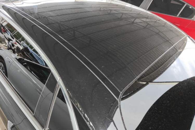 Used Mercedes-Benz E-Class 2016 E 200 L Roof