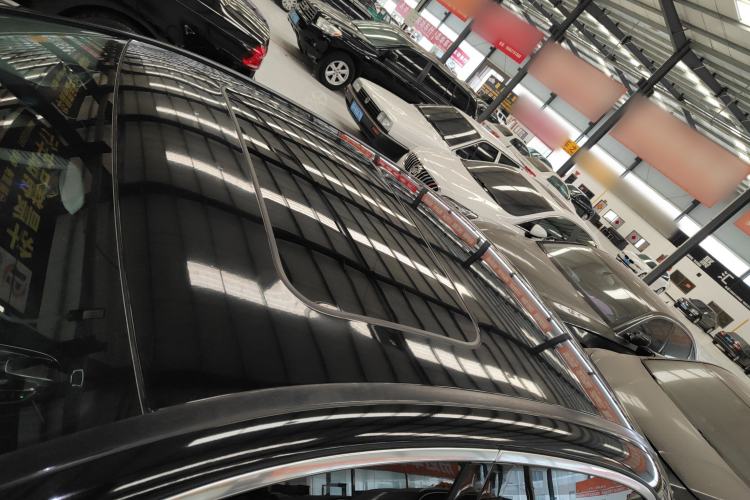 Used Mercedes-Benz E-Class 2016 E 200 L Sport Edition Roof