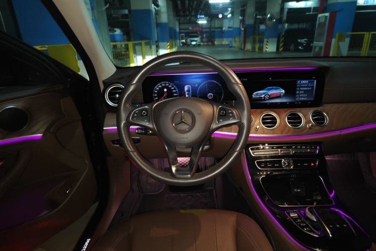 Used Mercedes-Benz E-Class 2016 E 300 L Stylish Model Steering Wheel