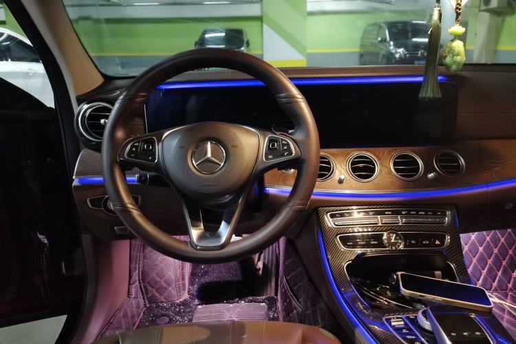 Used Mercedes-Benz E-Class 2016 E 300 L Stylish Model Steering Wheel