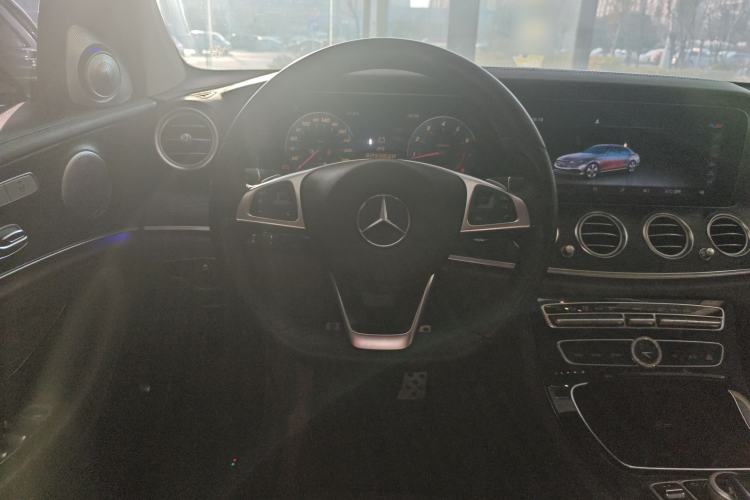 Used Mercedes-Benz E-Class 2016 E 300 L Stylish Model Steering Wheel