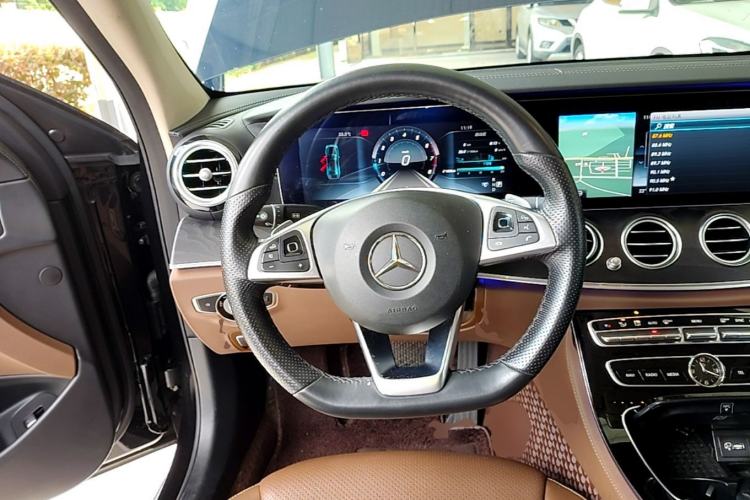 Used Mercedes-Benz E-Class 2016 E 300 L Sporty and Stylish Model Steering Wheel
