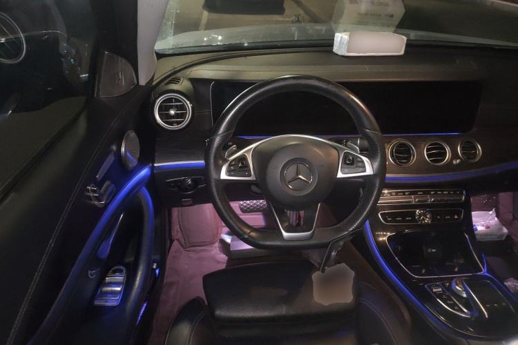 Used Mercedes-Benz E-Class 2016 E 200 L Sport Edition Steering Wheel