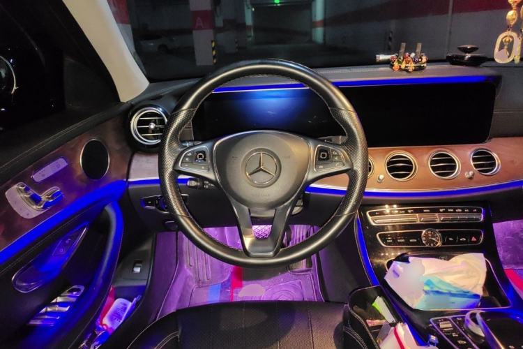 Used Mercedes-Benz E-Class 2016 E 300 L Stylish Model Steering Wheel