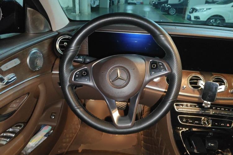 Used Mercedes-Benz E-Class 2016 E 300 L Stylish Model Steering Wheel
