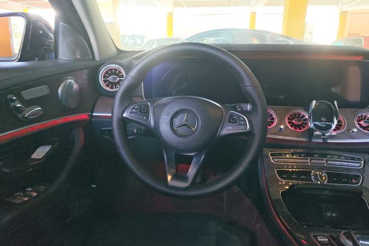 Used Mercedes-Benz E-Class 2016 E 200 L Steering Wheel