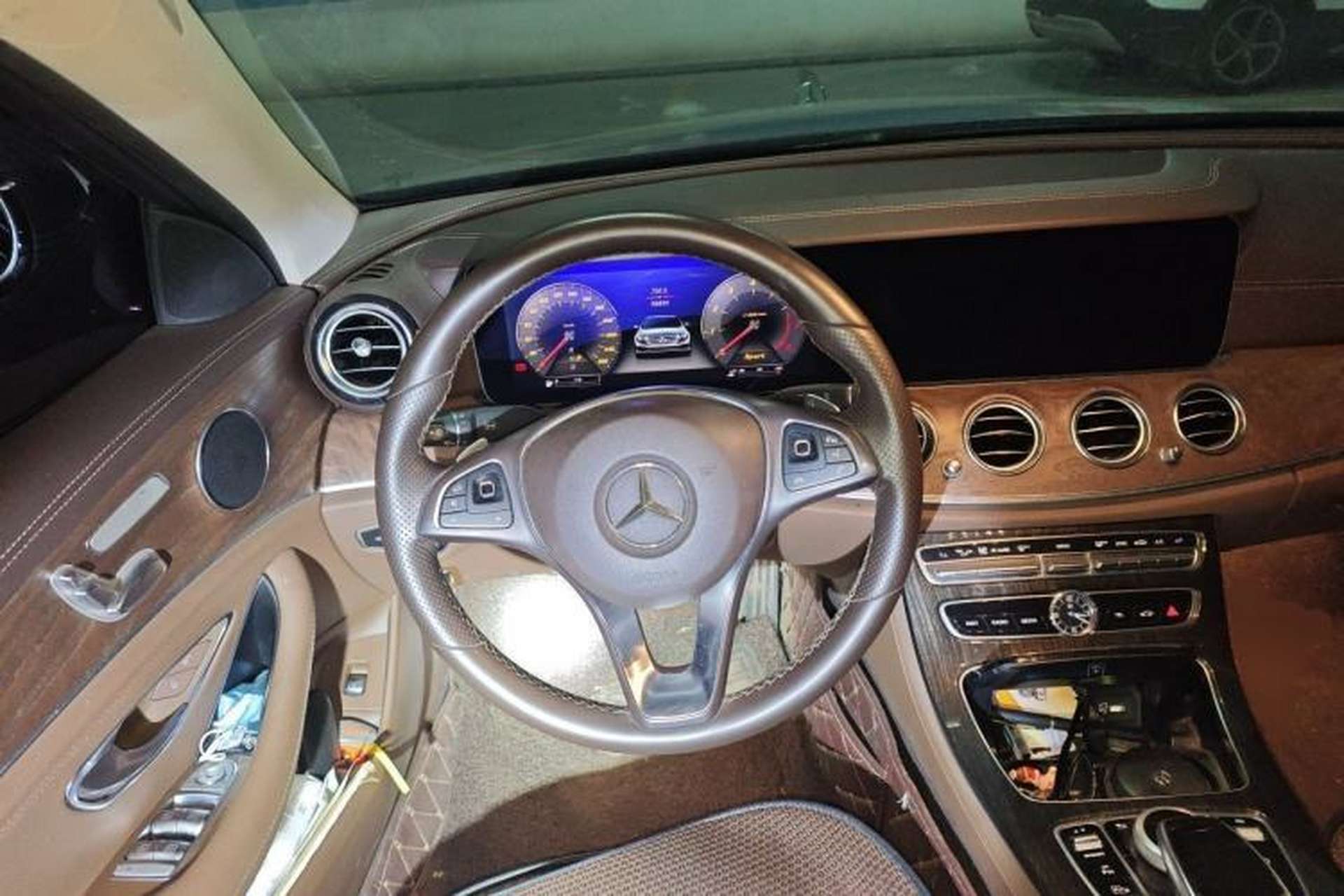 Used Mercedes-Benz E-Class 2016 E 200 L Steering Wheel