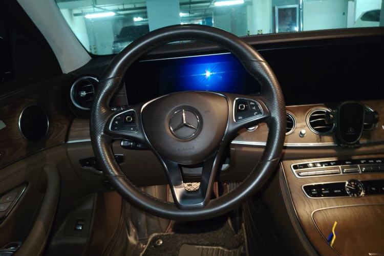 Used Mercedes-Benz E-Class 2016 E 300 L Stylish Model Steering Wheel