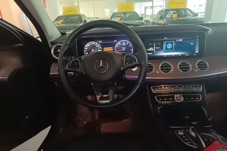 Used Mercedes-Benz E-Class 2016 E 300 L Luxury Model Steering Wheel