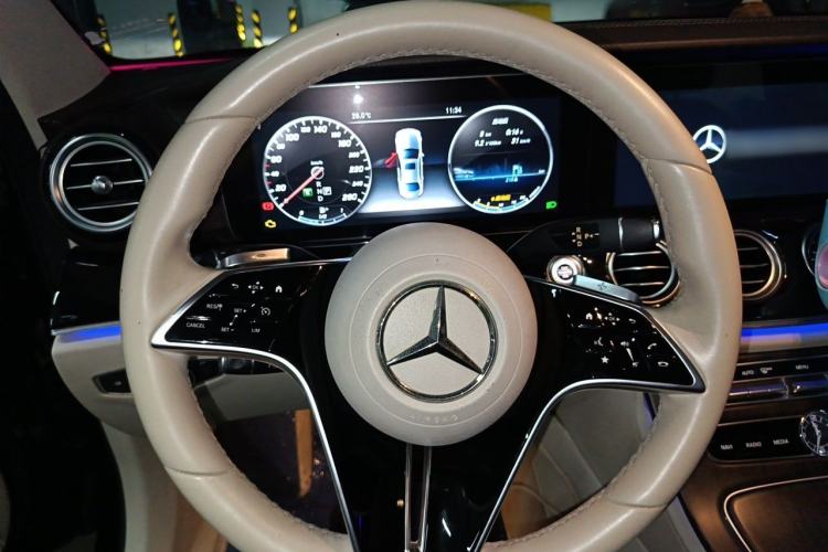 Used Mercedes-Benz E-Class 2016 E 200 L Steering Wheel