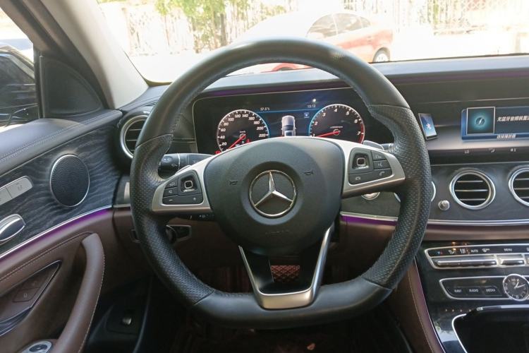 Used Mercedes-Benz E-Class 2016 E 200 L Sport Edition Steering Wheel