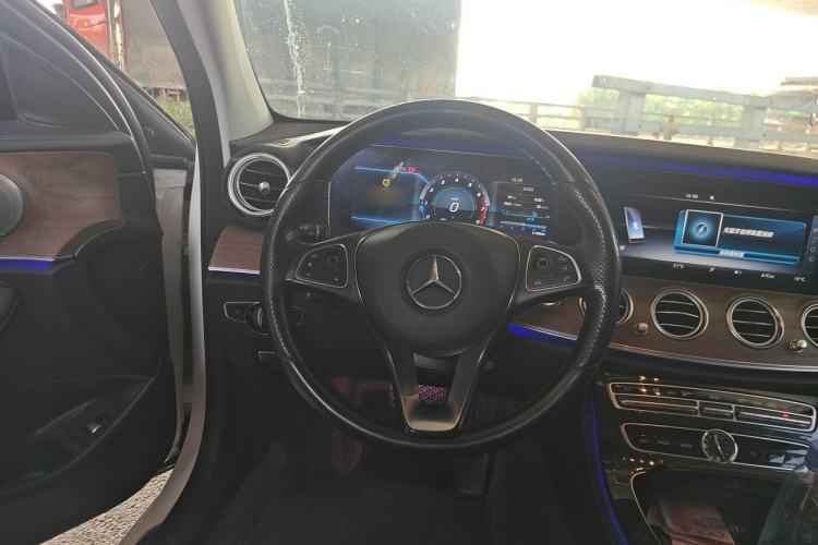 Used Mercedes-Benz E-Class 2016 E 300 L Stylish Model Steering Wheel
