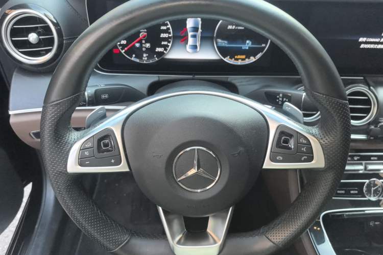 Used Mercedes-Benz E-Class 2016 E 200 L Sport Edition Steering Wheel
