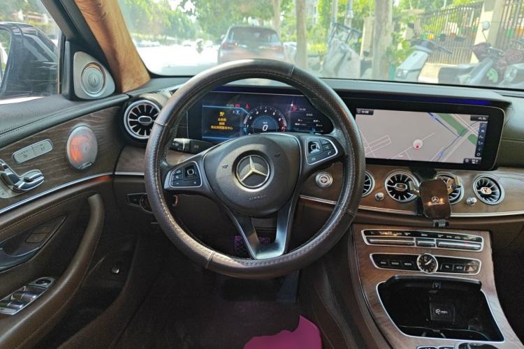 Used Mercedes-Benz E-Class 2016 E 300 L Stylish Model Steering Wheel
