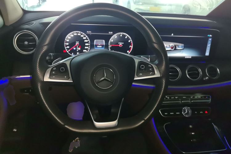 Used Mercedes-Benz E-Class 2016 E 200 L Sport Edition Steering Wheel
