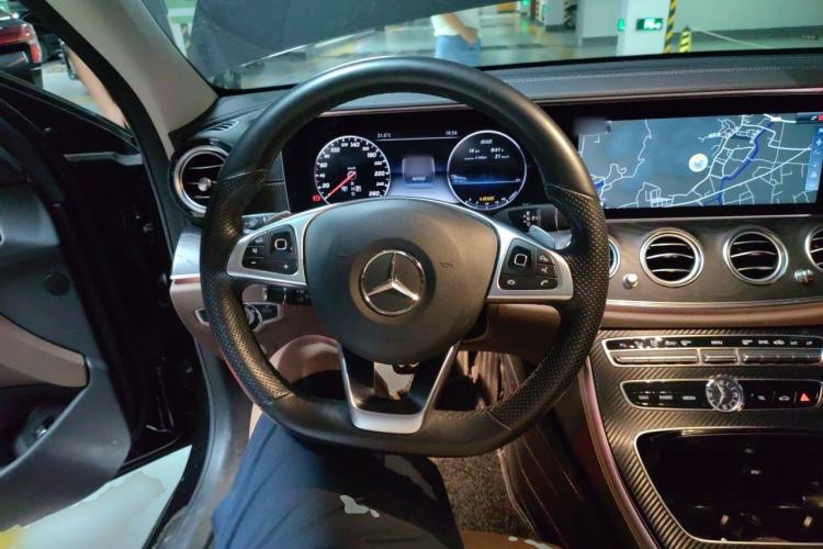 Used Mercedes-Benz E-Class 2016 E 300 L Sport Luxury Model Steering Wheel