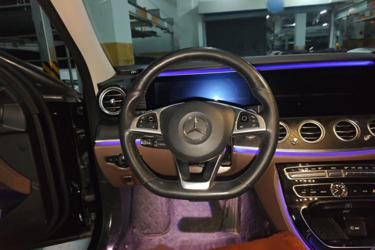 Used Mercedes-Benz E-Class 2016 E 200 L Sport Edition Steering Wheel