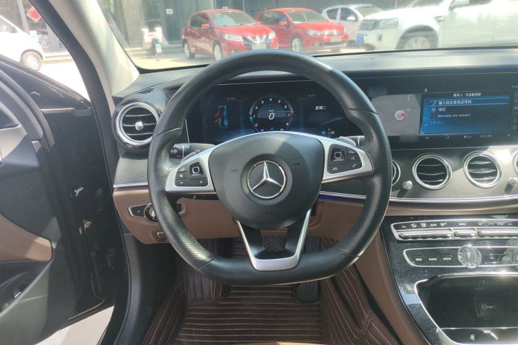 Used Mercedes-Benz E-Class 2016 E 200 L Sport Edition Steering Wheel