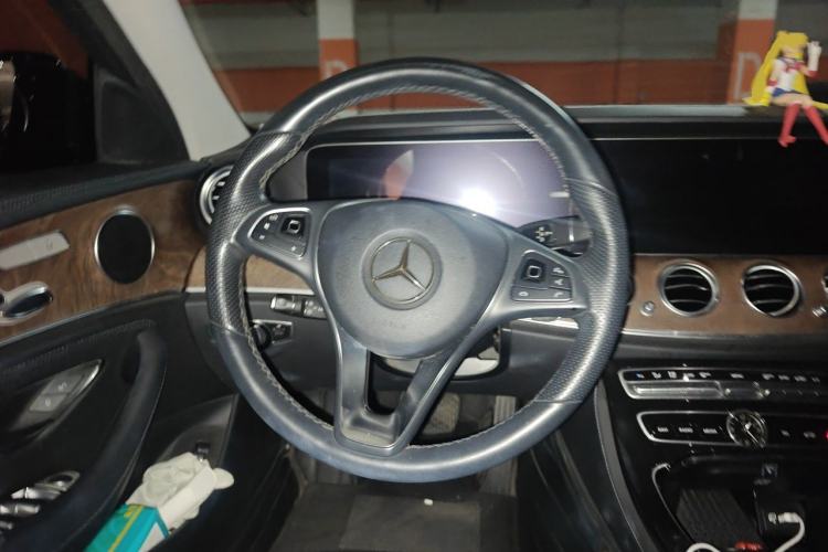 Used Mercedes-Benz E-Class 2016 E 200 L Steering Wheel