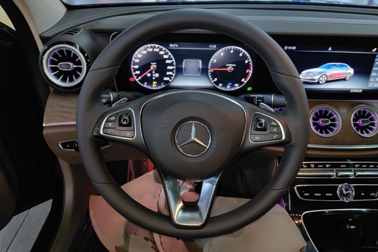 Used Mercedes-Benz E-Class 2016 E 200 L Steering Wheel