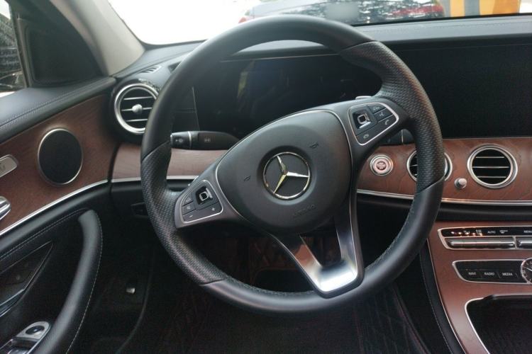 Used Mercedes-Benz E-Class 2016 E 300 L Stylish Model Steering Wheel