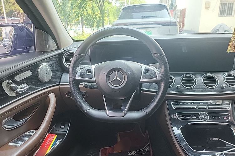 Used Mercedes-Benz E-Class 2016 E 300 L Sporty and Stylish Model Steering Wheel