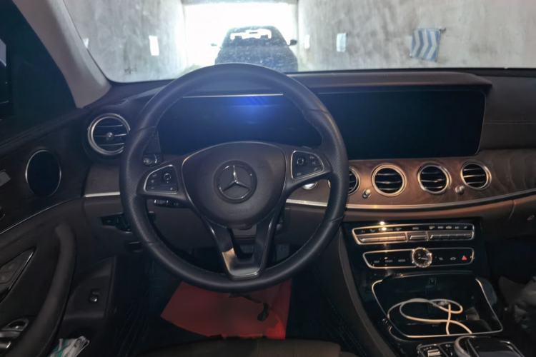 Used Mercedes-Benz E-Class 2016 E 200 L Steering Wheel