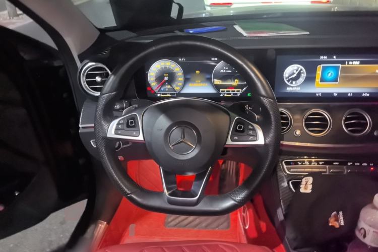 Used Mercedes-Benz E-Class 2016 E 200 L Sport Edition Steering Wheel