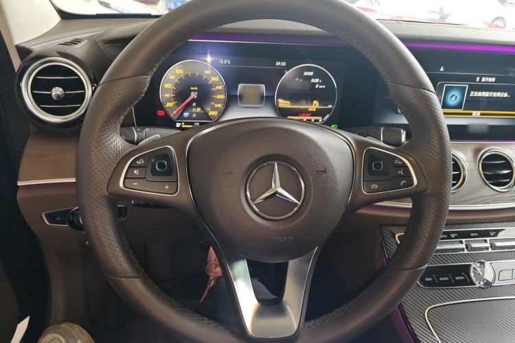 Used Mercedes-Benz E-Class 2016 E 300 L Luxury Model Steering Wheel