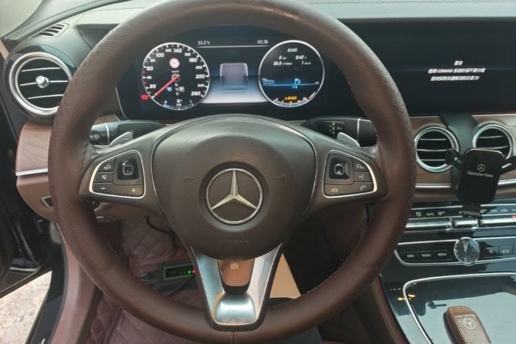 Used Mercedes-Benz E-Class 2016 E 300 L Stylish Model Steering Wheel