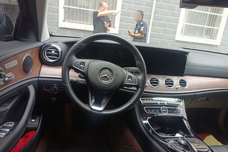 Used Mercedes-Benz E-Class 2016 E 300 L Stylish Model Steering Wheel