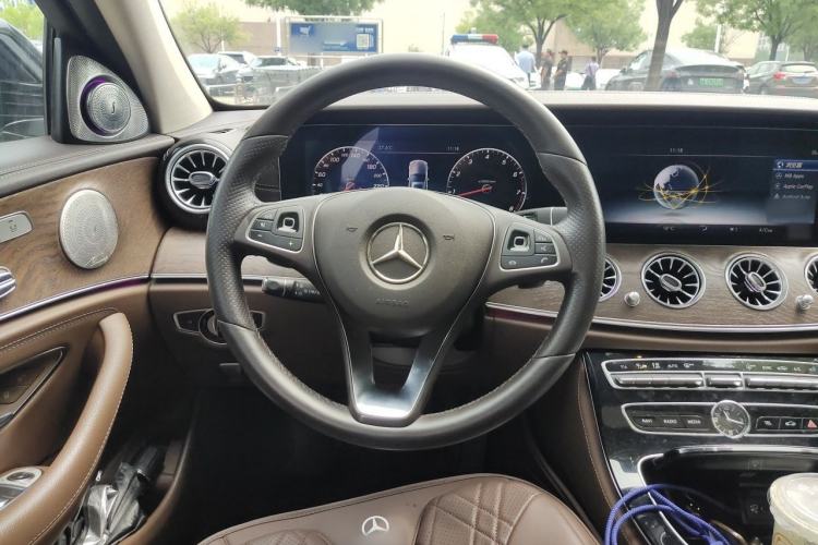 Used Mercedes-Benz E-Class 2016 E 300 L Stylish Model Steering Wheel
