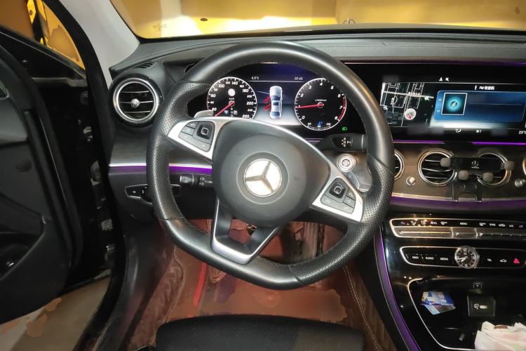Used Mercedes-Benz E-Class 2016 E 200 L Sport Edition Steering Wheel