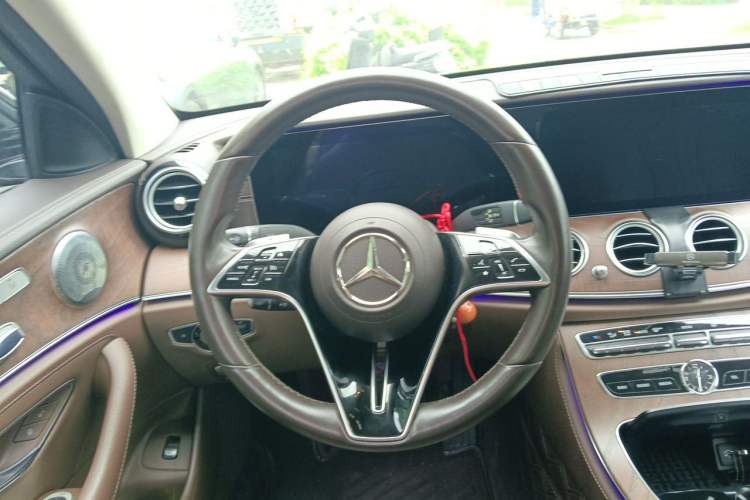Used Mercedes-Benz E-Class 2016 E 200 L Steering Wheel
