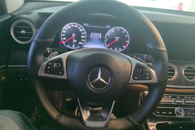 Used Mercedes-Benz E-Class 2016 E 200 L Sport Edition Steering Wheel