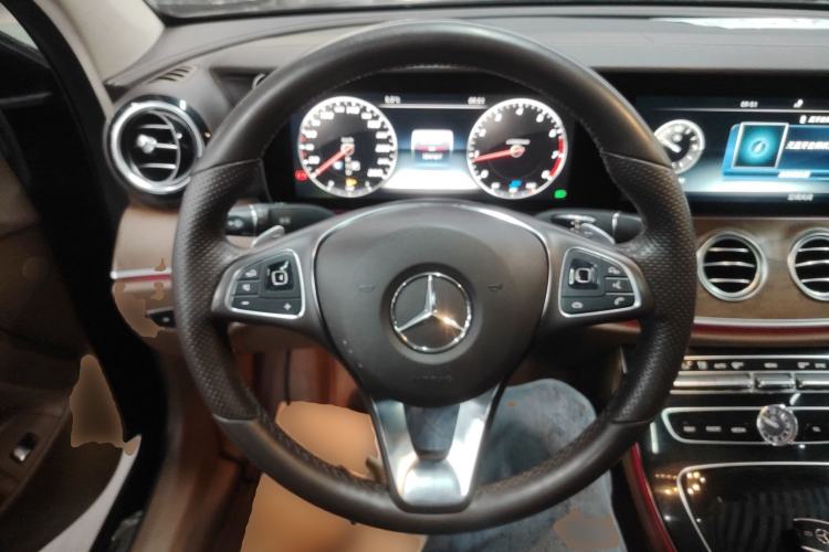 Used Mercedes-Benz E-Class 2016 E 300 L Stylish Model Steering Wheel