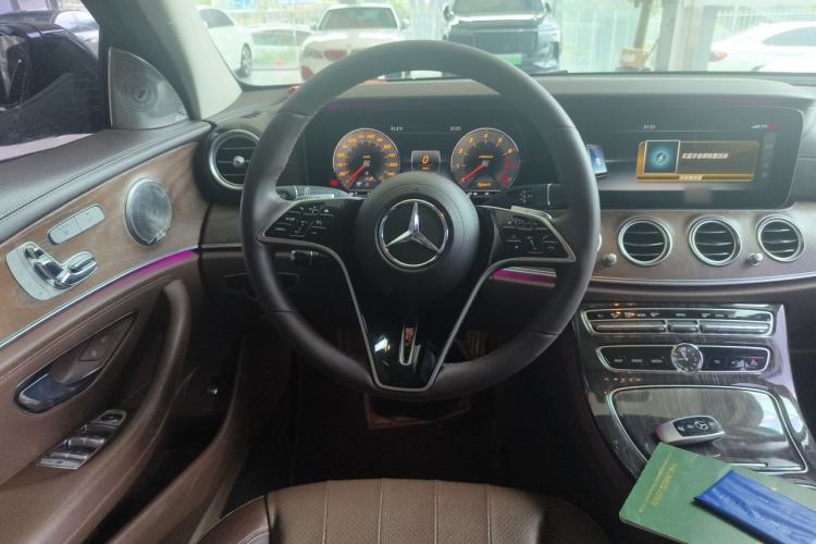 Used Mercedes-Benz E-Class 2016 E 300 L Luxury Model Steering Wheel