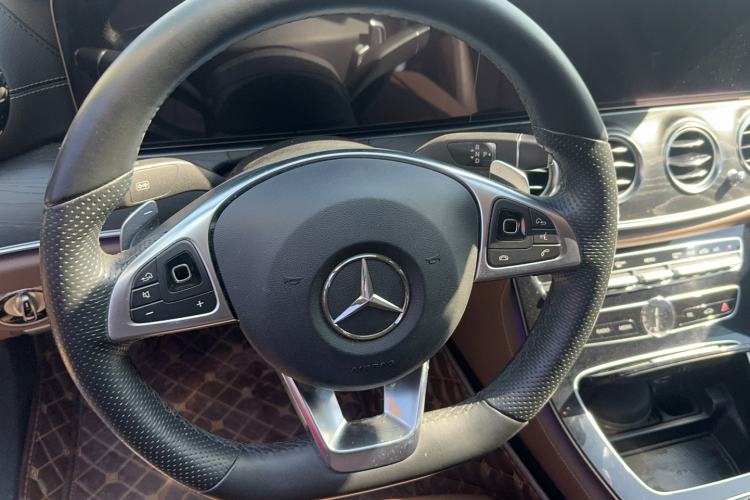 Used Mercedes-Benz E-Class 2016 E 200 L Sport Edition Steering Wheel