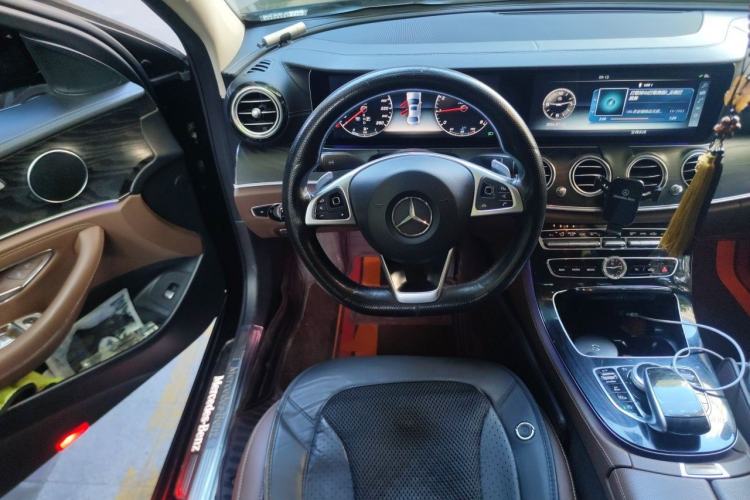 Used Mercedes-Benz E-Class 2016 E 200 L Sport Edition Steering Wheel