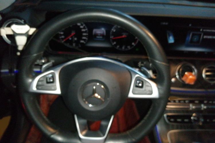 Used Mercedes-Benz E-Class 2016 E 200 L Sport Edition Steering Wheel