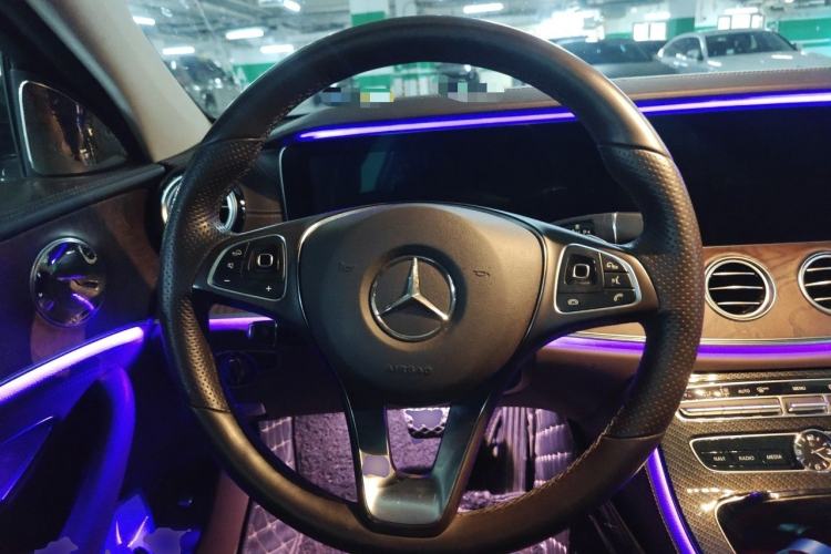 Used Mercedes-Benz E-Class 2016 E 300 L Stylish Model Steering Wheel