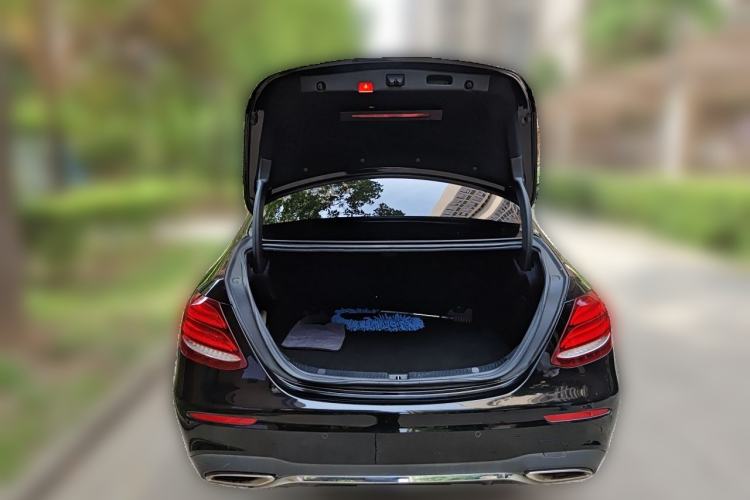 Used Mercedes-Benz E-Class 2016 E 300 L Sporty and Stylish Model Trunk