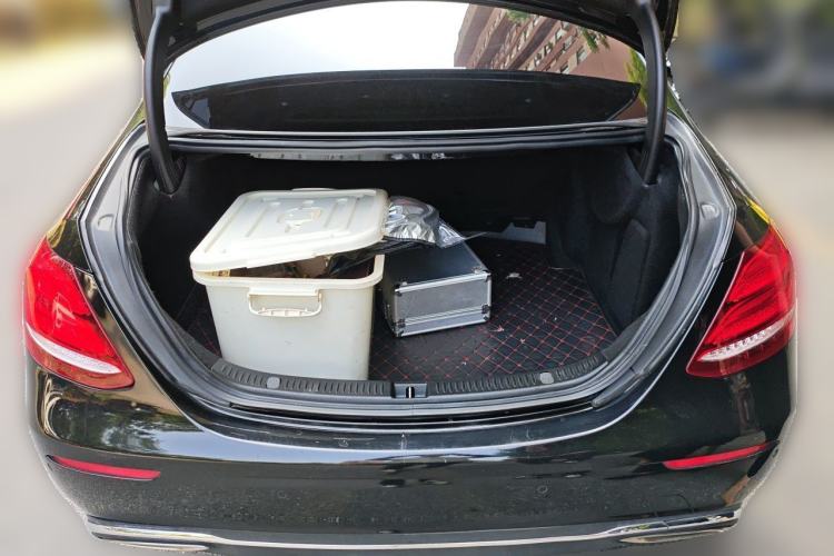 Used Mercedes-Benz E-Class 2016 E 200 L Trunk