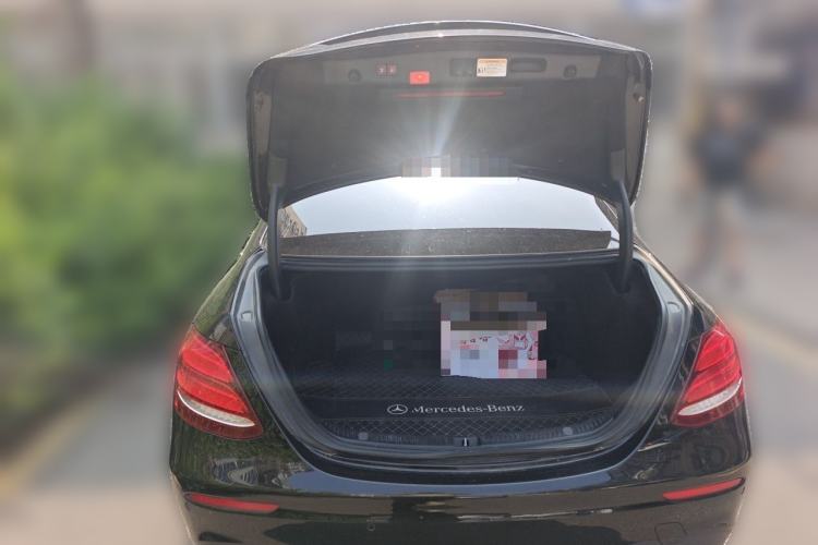 Used Mercedes-Benz E-Class 2016 E 200 L Sport Edition Trunk